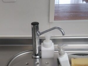 埼玉のキッチン取付け隊　カートリッジそのままで浄水栓の交換　施工前